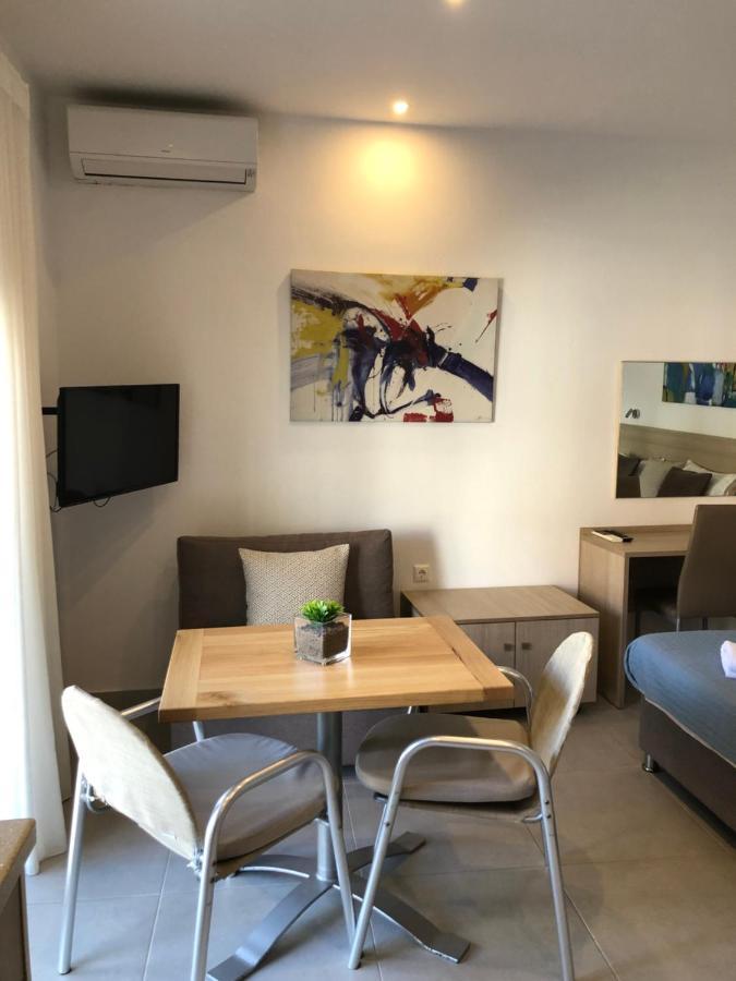 Vanessa House Luxury Apartments Skiathos-stad Buitenkant foto